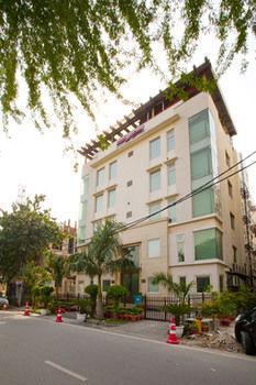 Oyo Premium Pitampura Hotel นิวเดลี ภายนอก รูปภาพ
